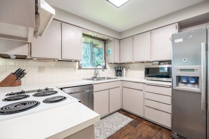 SPACIOUS HOME IN DESIRABLE PONDEROSA NEIGHBORHOOD