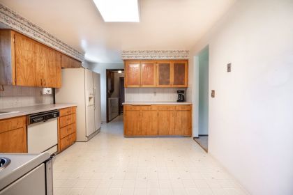 CHATTAROY DREAM HOME ON 2.87 ACRES, NOW $570,000