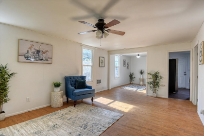 NEW LOWERED PRICE! NEVADA-LIDGERWOOD BUNGALOW   $239,900