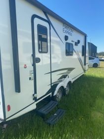 2021 FREEDOM EXPRESS TRAVEL TRAILER