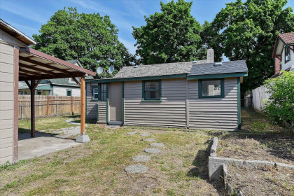 NEW LOWERED PRICE! NEVADA-LIDGERWOOD BUNGALOW   $239,900