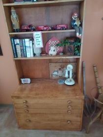 DISPLAY CABINET