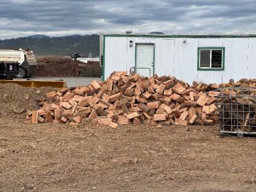SELLING FIREWOOD