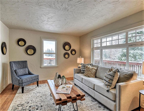 NINE MILE FALLS: FANTASTIC HOME IN QUIET SECLUDED AREA NINE MILE FALLS: FANTASTIC HOME IN QUIET SECLUDED AREA