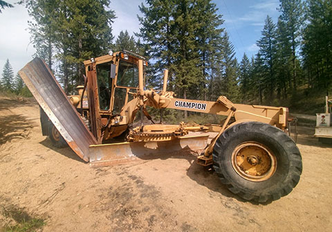 1988 CHAMPION 750-A ROAD GRADER