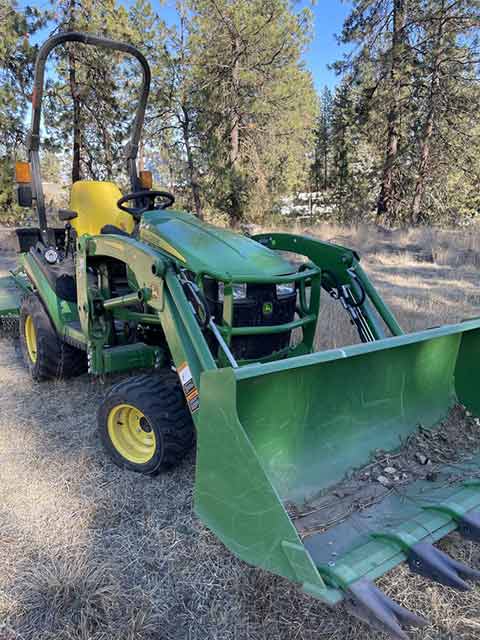 2019 JOHN DEERE MODEL 1025 TRACTOR