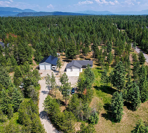 IDAHO LIVING AT ITS BEST IN QUAIL RIDGE! HOME ON 5 ACRES