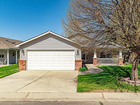 LOW MAINTENANCE LIVING & NO STEP ENTRY IN LIBERTY LAKE LOW MAINTENANCE LIVING & NO STEP ENTRY IN LIBERTY LAKE