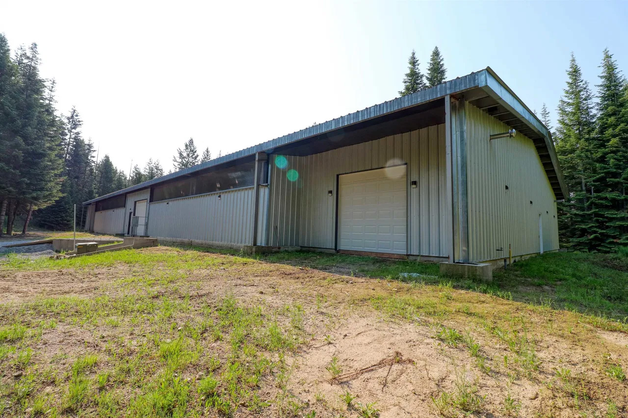 12,000 SQ.FT BUILDING ON 14 ACRES IN STEVENS COUNTY