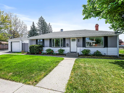 3 BED & 1 BATH HOME IN AUDUBON NEIGHBORHOOD