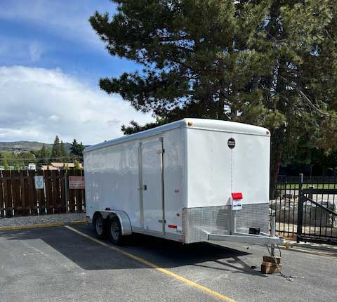 2005 16' WELLS CARGO TANDEM AXLE TRAILER 