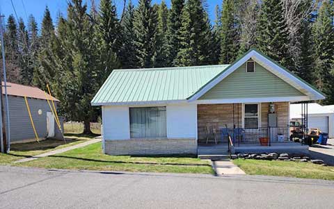 SELLER IS MOTIVATED! HANDYMAN SPECIAL!