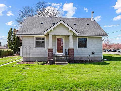 1.5 STORY CRAFTSMAN BUNGALOW