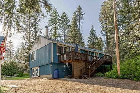 TURN-KEY 3 BEDROOM HOME NEAR SACHEEN LAKE