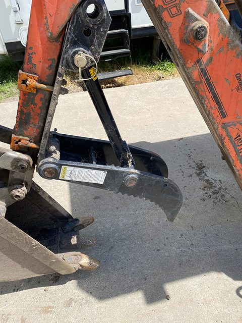 FIXED THUMB FOR BACKHOE