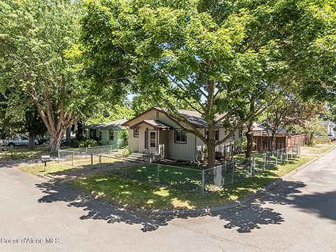 GREAT VALUE, GREAT LOCATION IN DOWNTOWN COEUR D'ALENE 