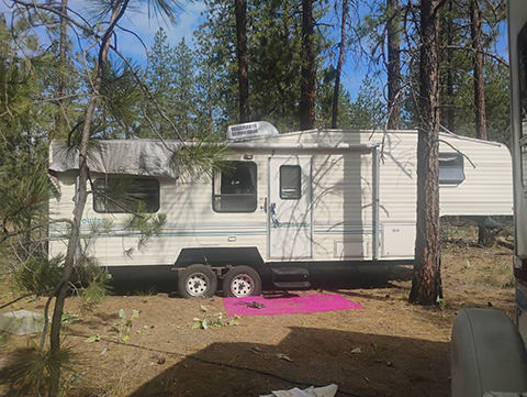 1996 REGAL PROWLER 28' FIFTH WHEEL