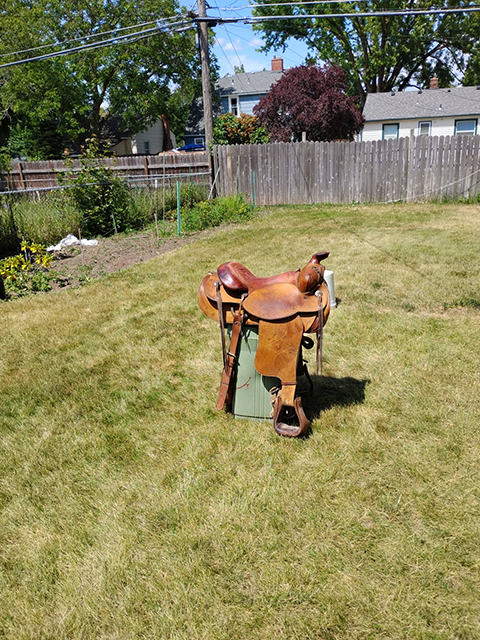 MIDDLE SOUTH HILL YARD SALE