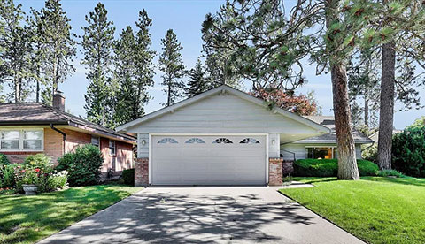WELCOME TO THIS CHARMING & WELL-LOVED HOME WELCOME TO THIS CHARMING & WELL-LOVED HOME