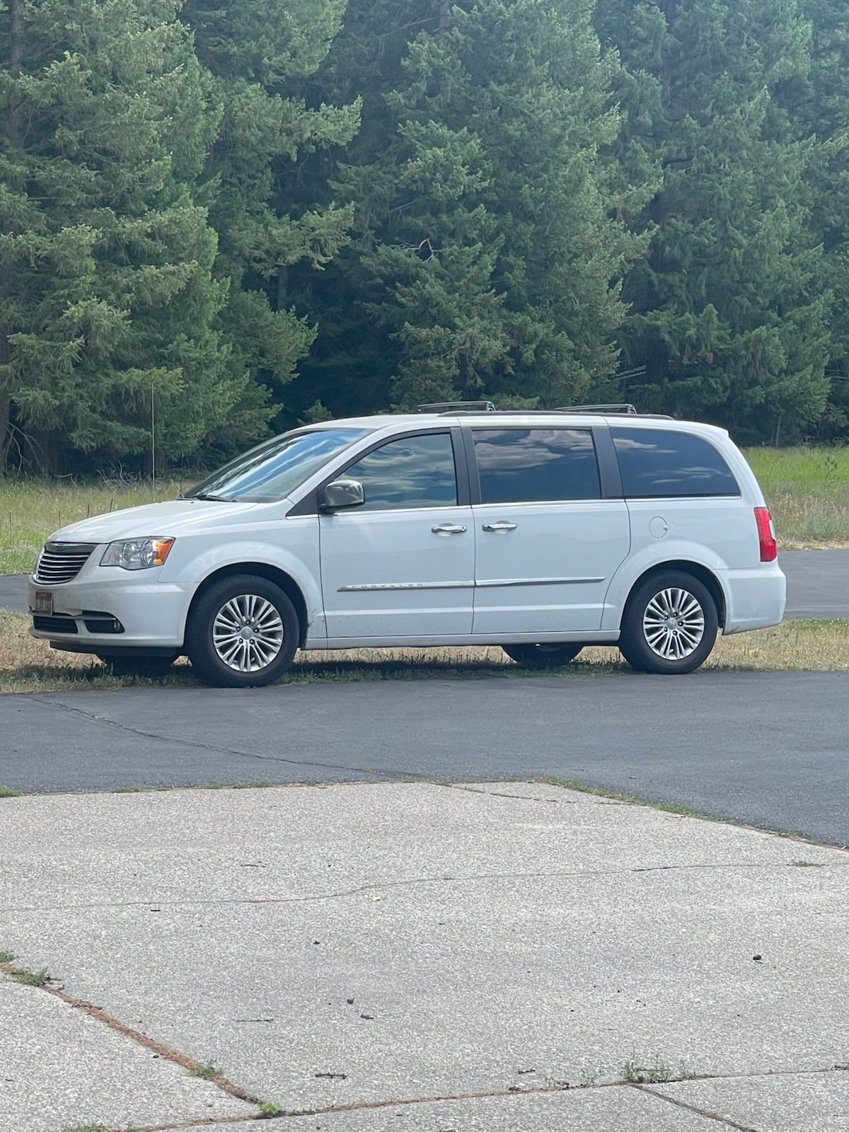 2015 CHRYSLER TOWN & COUNTRY VAN