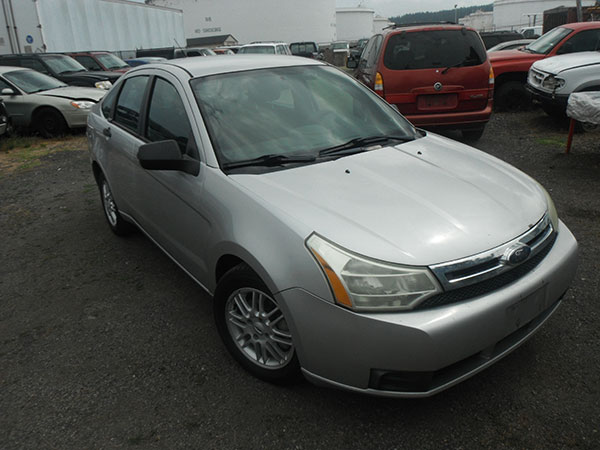 2009 FORD FOCUS SE
