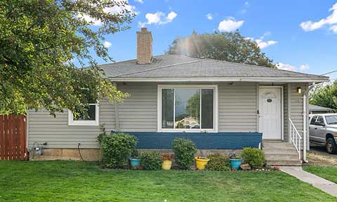 COMFORT, FUNCTIONALITY & GENEROUS LIVING 