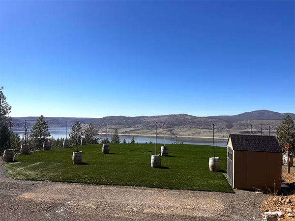 GET AWAY AND ENJOY 30 ACRES OF PRIVATE LAND! LAKESIDE
