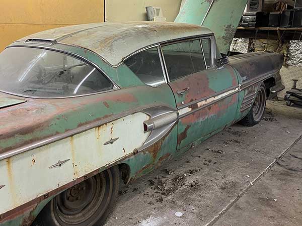 1958 PONTIAC BONNEVILLE