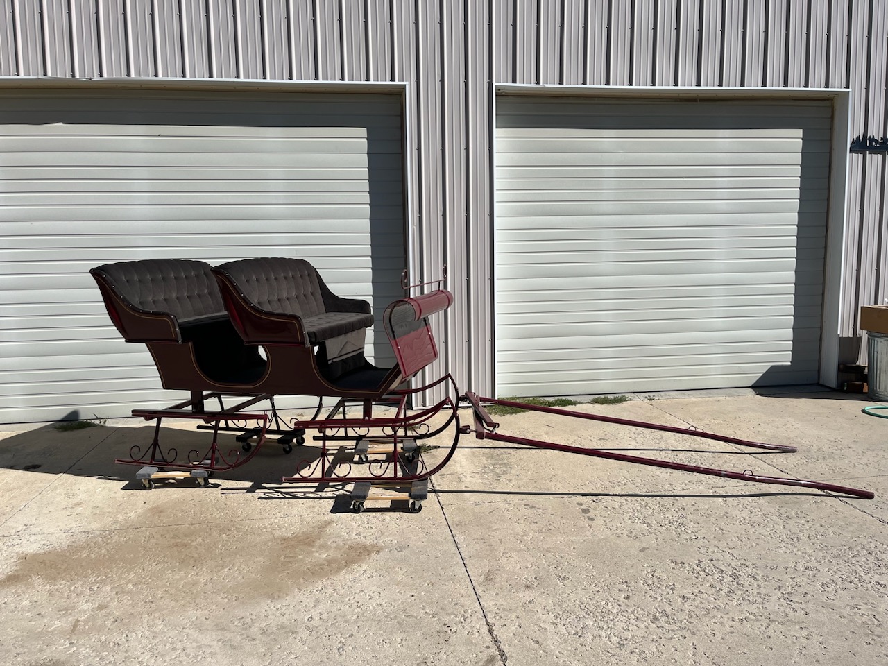 HORSE DRAWN SLEIGH 