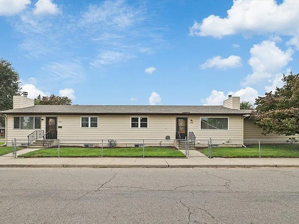 NORTH SPOKANE UPDATED DUPLEX