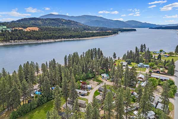 LAKESIDE MOBILE HOME PARK, KETTLE FALLS HAS 3 BRAND