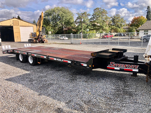 2013 INTERSTATE 20 TON DOVETAIL EQUIPMENT TRAILER