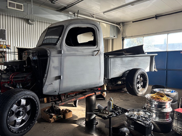 1946 CHEVY HALF PAD SHORT BOX STROKER