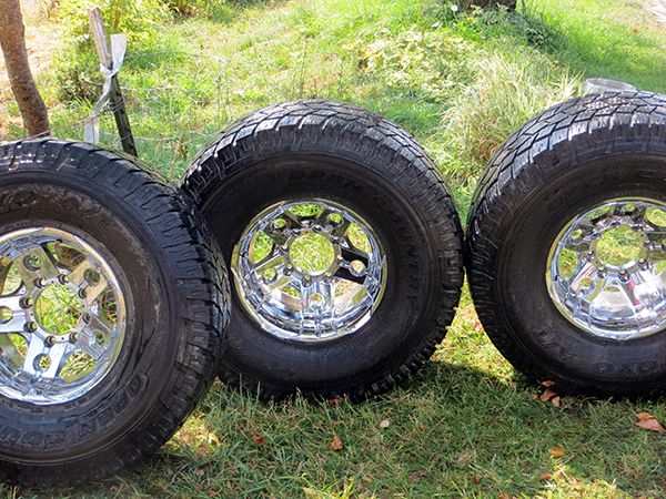 (4) TOYO OPEN COUNTRY AT TIRES