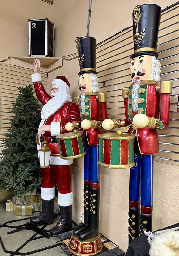 DON'T MISS PREMIER AUCTION CENTER'S MONTHLY AUCTION