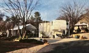 CHARMING 55+ RV HOME IN A BEAUTIFUL TREE-FILLED VALLEY - NEAR LAKE ELSINORE!