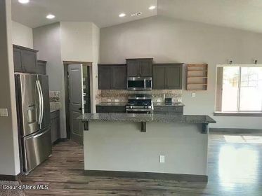 OPEN HOUSE SATURDAY, NOVEMBER 22 11AM-12PM