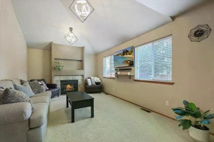 OPEN HOUSE SATURDAY OCTOBER 18 11AM-1PM