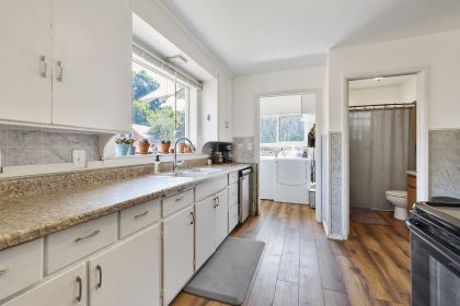 CHARMING HOME IN VALLEY, WA    $209,000   MOTIVATED SELLER!