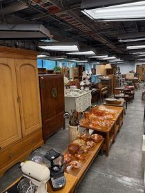 ESTATE SALE OWENS GALLERY