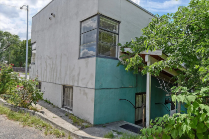 NORTHWEST SPOKANE INCOME-PRODUCING SIXPLEX   $699,900
