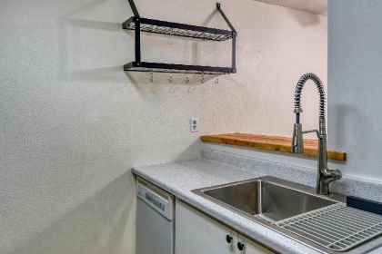 UPDATED CONDO IN SPOKANE VALLEY