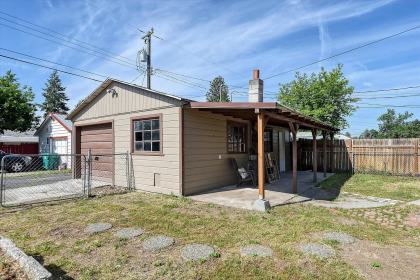NEW LOWERED PRICE! NEVADA-LIDGERWOOD BUNGALOW   $239,900