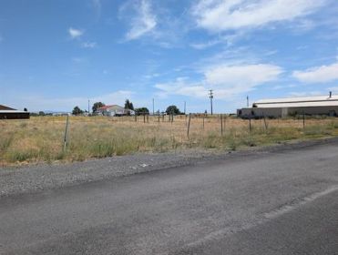 AIRWAY HEIGHTS - TWO LOTS SIDE BY SIDE, FRONTS LUNDSTROM 