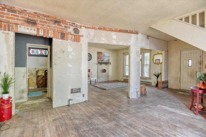CALLING ALL WEEKEND WARRIORS! EMERSON-GARFIELD FIXER UPPER