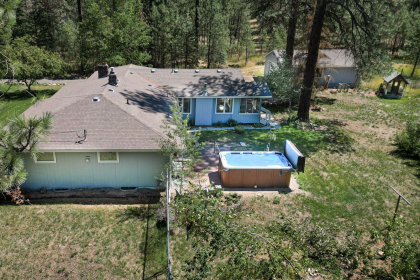 CHATTAROY DREAM HOME ON 2.87 ACRES, NOW $570,000