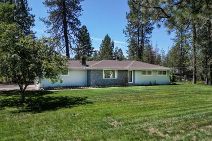 CHATTAROY DREAM HOME ON 2.87 ACRES, NOW $570,000