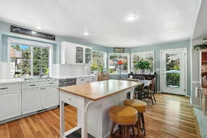 SPOKANE-EAST BLUFF ESTATES 5 BEDROOM, 3 BATH RANCHER