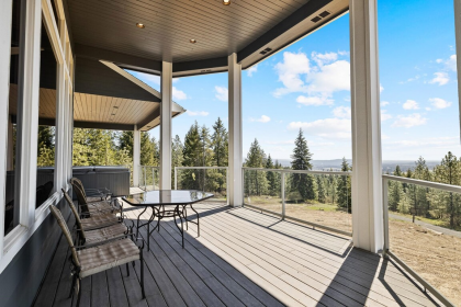 SECLUDED RETREAT ON 30 ACRES - ELK, WA - CALL NOW TO SEE!