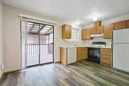 NORTH SPOKANE UPDATED DUPLEX